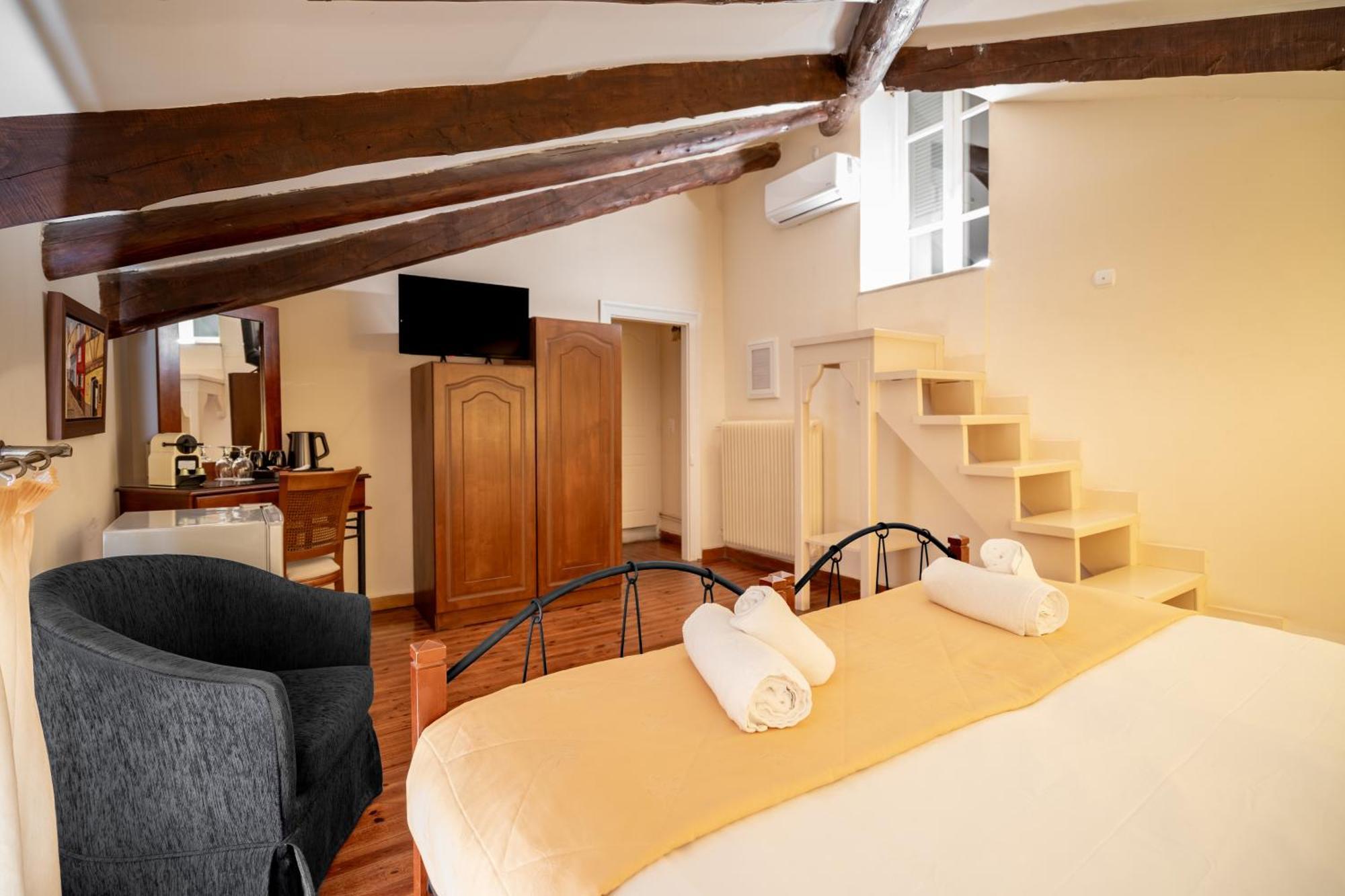 Archontiko Eleni Hotel Andros Town Exterior foto